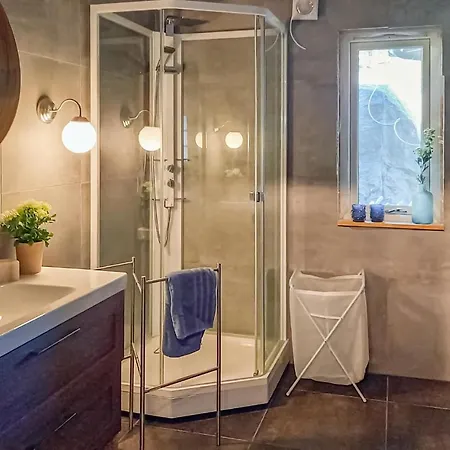 Stunning In With Kitchen * Mandal